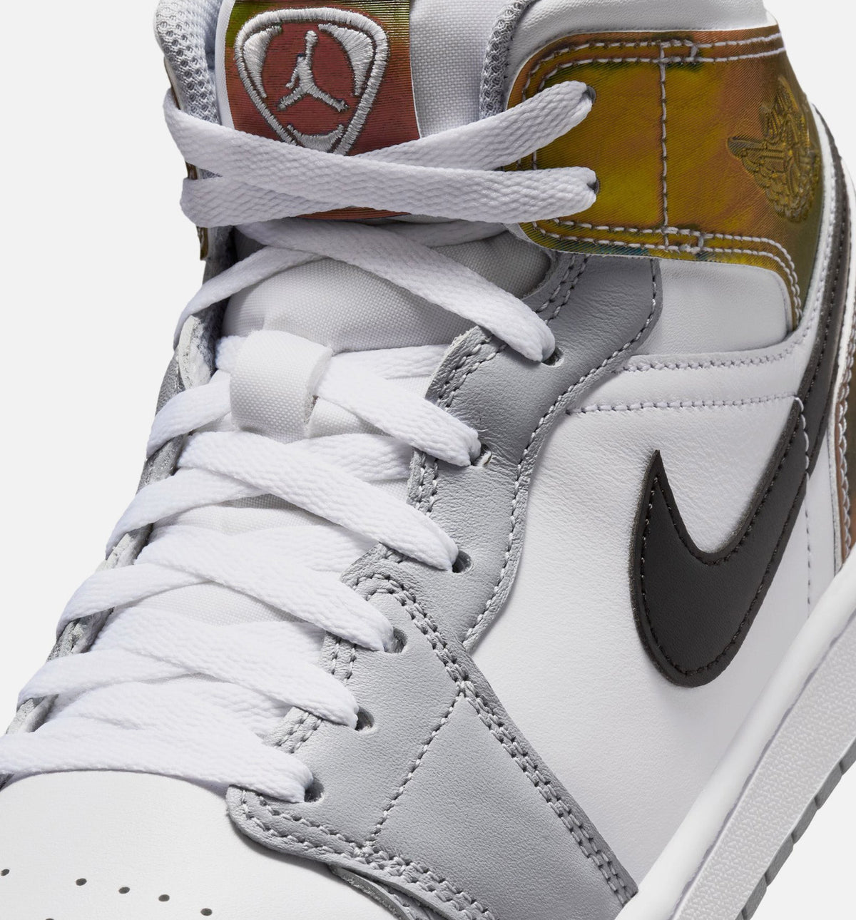Air Jordan 1 Mid SE Men's Lifestyle Shoes - Black/White/Wolf Grey